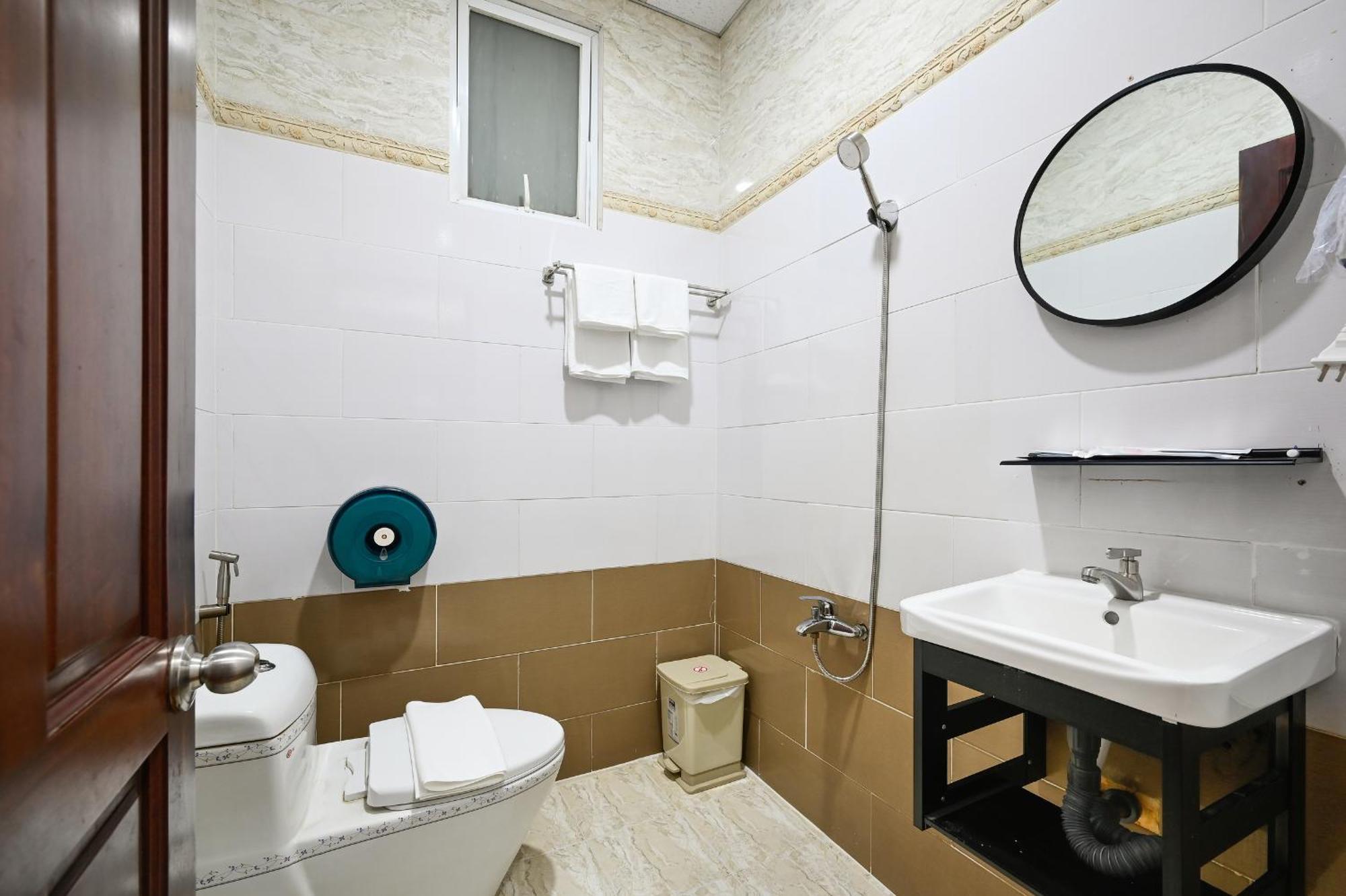 Sunrise Airport Hotel Ho Chi Minh City Exterior photo